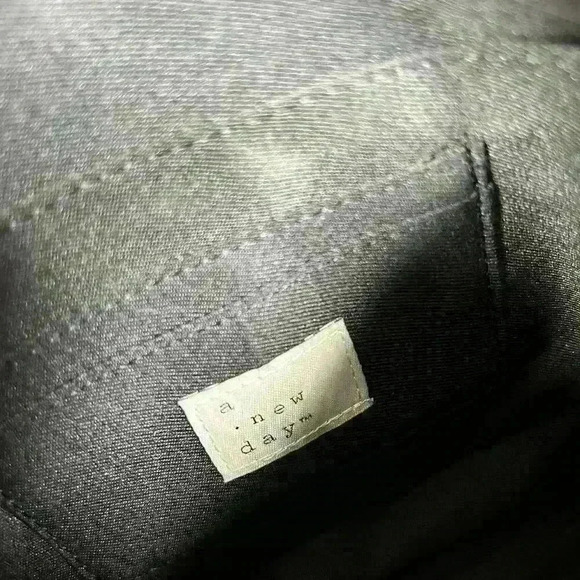 SOUTHWESTERN Black Faux Fur Cow Red Print Pattern Zip Top Pouch Organizer Purse - Picture 8 of 10